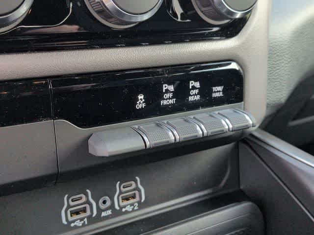 Thumbnail: 2026 RAM 1500 - 39