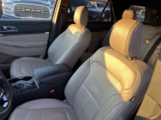 Thumbnail: 2018 Ford Explorer - 3