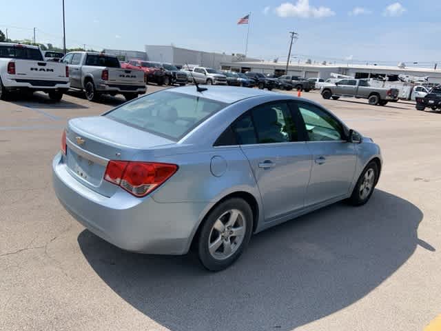 Thumbnail: 2011 Chevrolet Cruze - 18