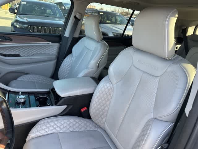 Thumbnail: 2021 Jeep Grand Cherokee L - 4