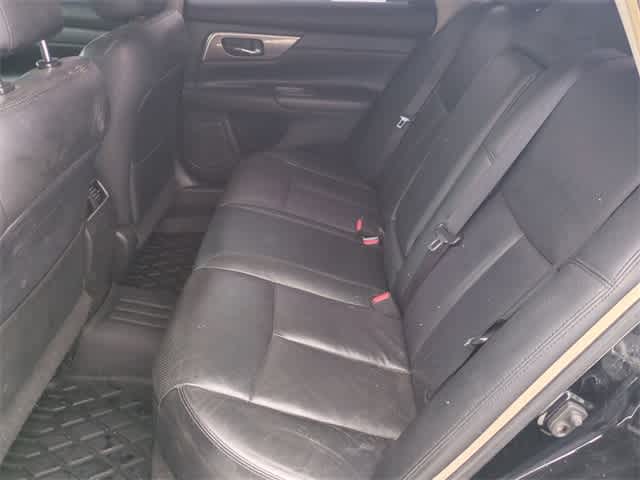 Thumbnail: 2013 Nissan Altima - 19