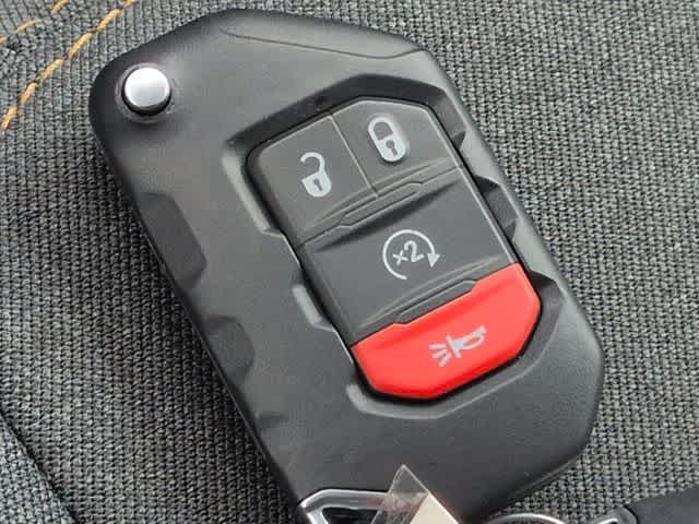 Thumbnail: 2026 Jeep Gladiator - 35