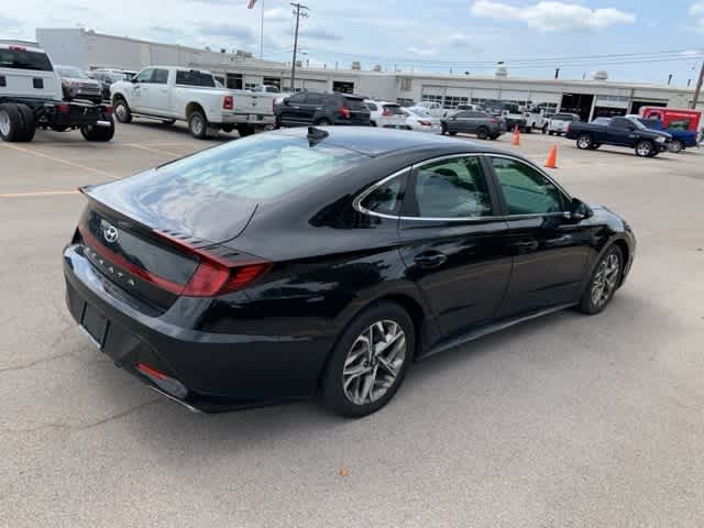 Thumbnail: 2022 Hyundai Sonata - 17