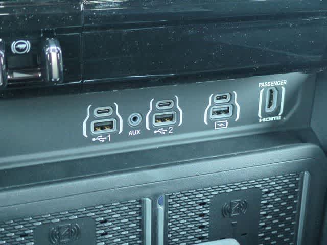 Thumbnail: 2026 RAM 1500 - 32