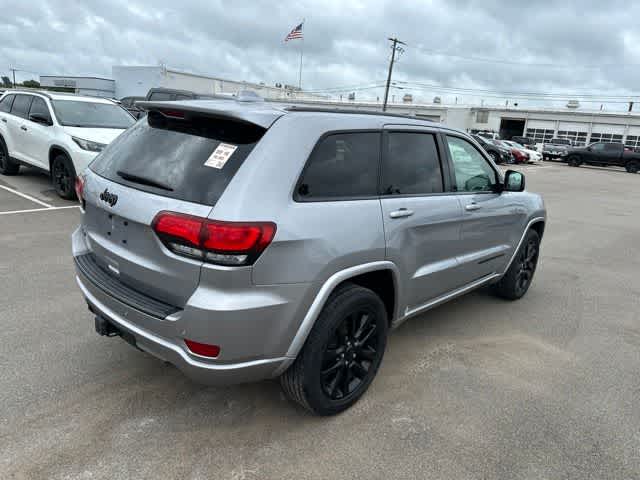 Thumbnail: 2019 Jeep Grand Cherokee - 18
