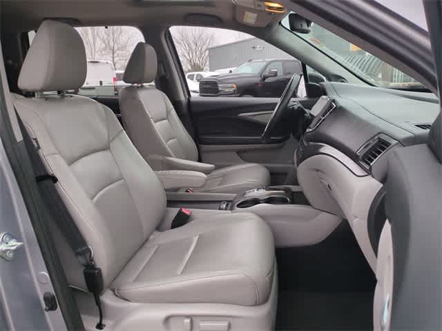 Thumbnail: 2022 Honda Pilot - 23