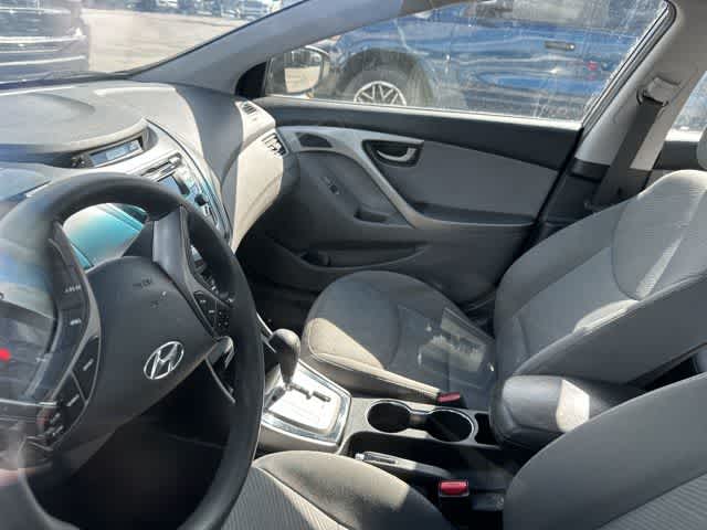 Thumbnail: 2013 Hyundai Elantra - 4