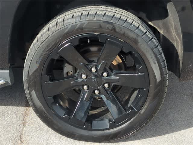 Thumbnail: 2016 Chevrolet Tahoe - 14