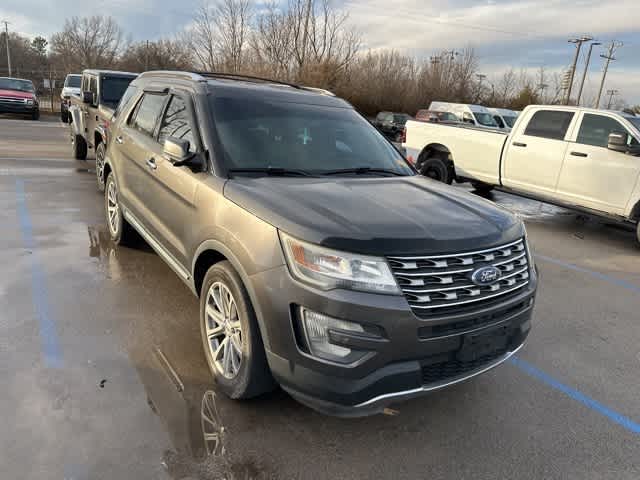 Thumbnail: 2016 Ford Explorer - 18