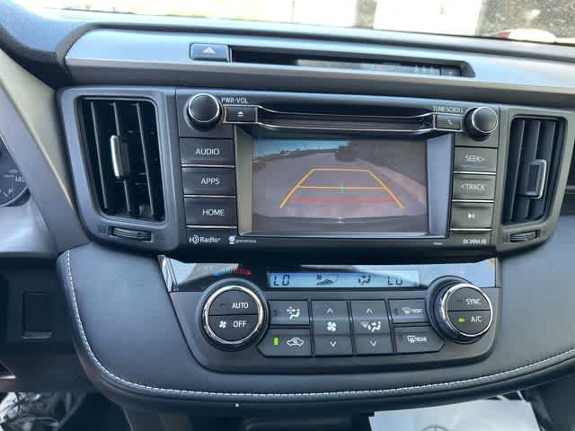 Thumbnail: 2017 Toyota RAV4 - 9