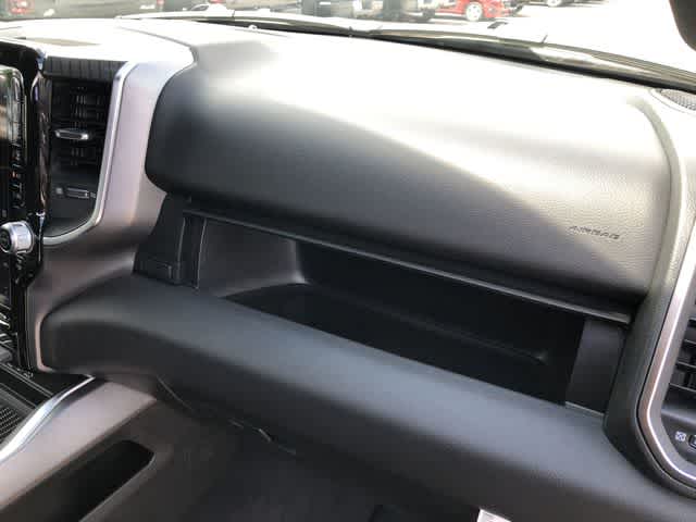 Thumbnail: 2026 RAM 1500 - 32