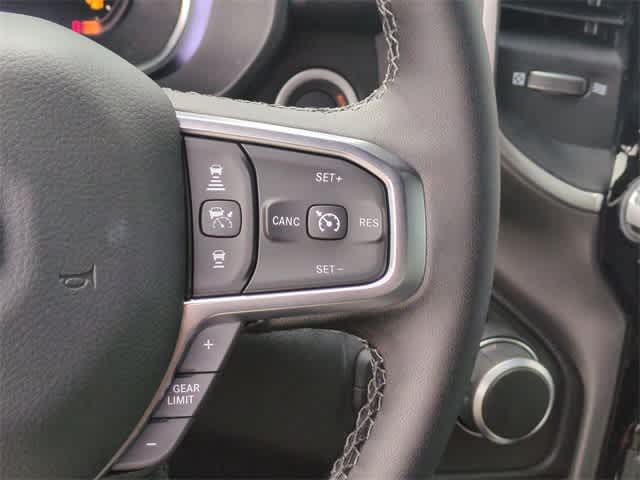 Thumbnail: 2025 RAM 1500 - 25