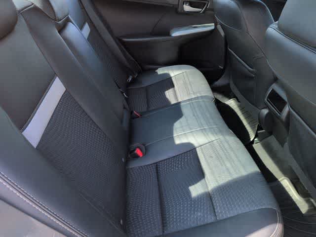 Thumbnail: 2014 Toyota Camry - 21