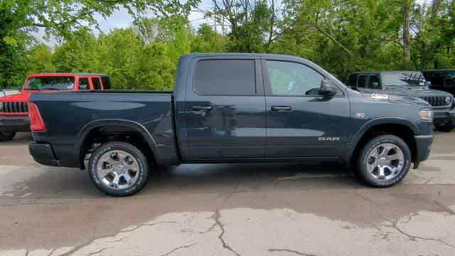 Thumbnail: 2026 RAM 1500 - 9