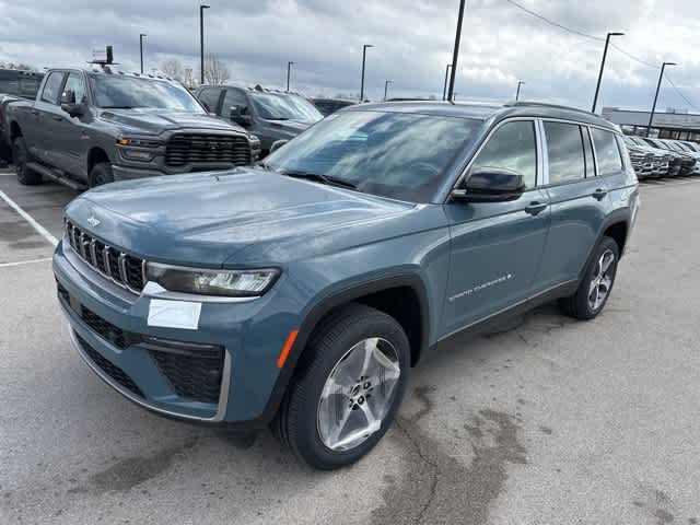 Thumbnail: 2026 Jeep Grand Cherokee L - 2