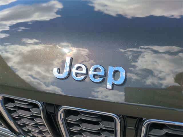 Thumbnail: 2022 Jeep Grand Cherokee L - 12