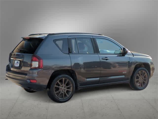 Thumbnail: 2016 Jeep Compass - 8