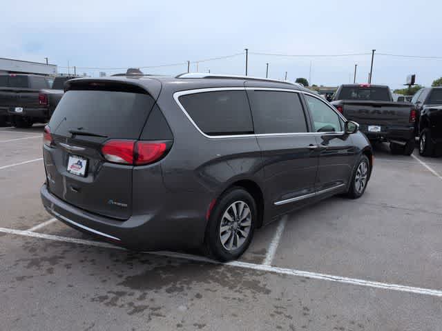 Thumbnail: 2020 Chrysler Pacifica - 8