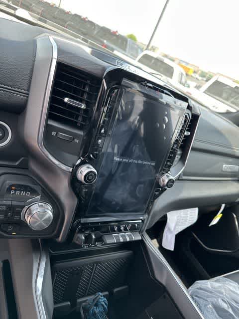 Thumbnail: 2026 RAM 1500 - 4