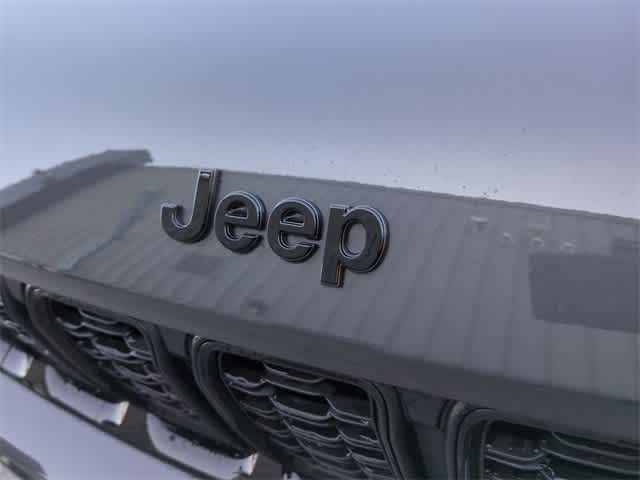 Thumbnail: 2025 Jeep Grand Cherokee - 12