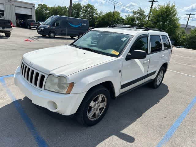 Thumbnail: 2006 Jeep Grand Cherokee - 11