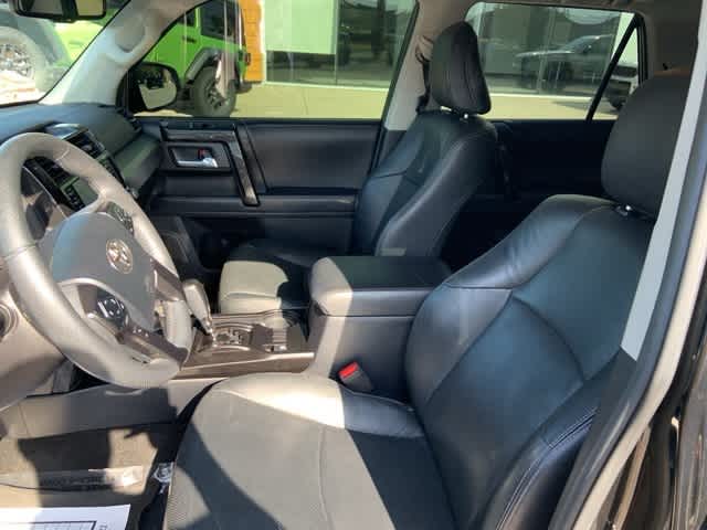Thumbnail: 2021 Toyota 4Runner - 3
