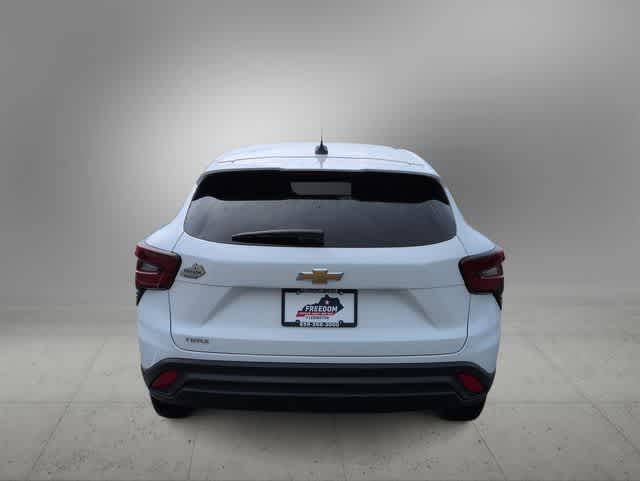 Thumbnail: 2025 Chevrolet Trax - 7