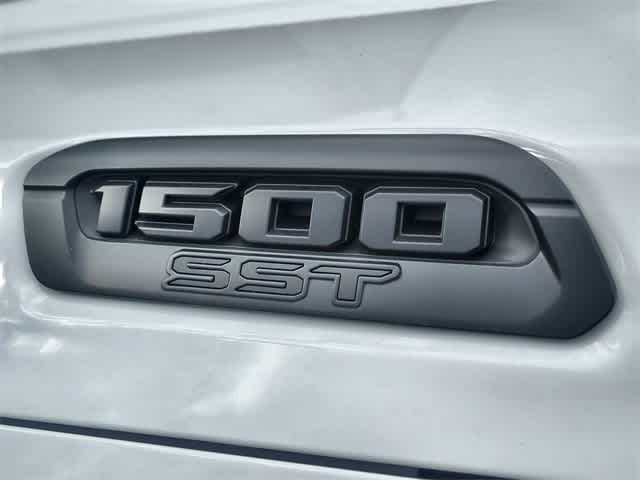 Thumbnail: 2025 RAM 1500 - 13