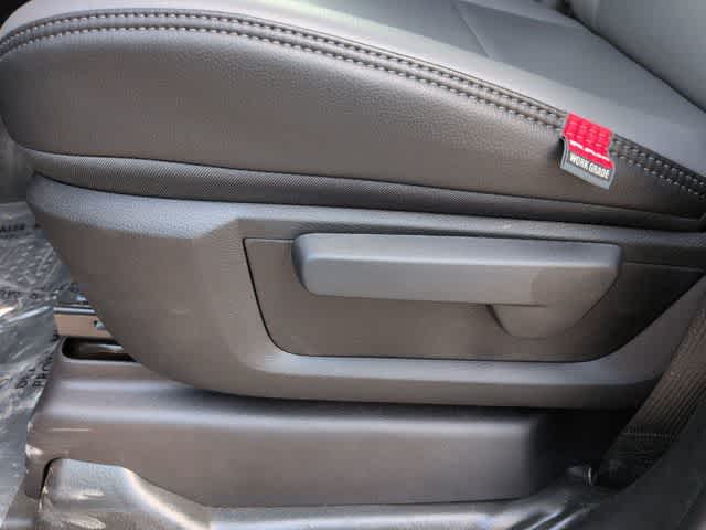 Thumbnail: 2026 RAM 3500 - 18