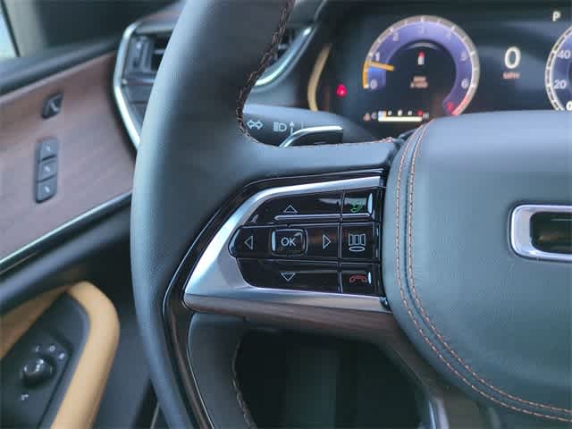 Thumbnail: 2025 Jeep Grand Cherokee - 25