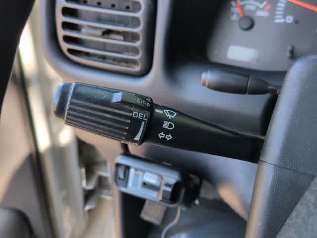 Thumbnail: 2000 Dodge Ram 2500 - 26