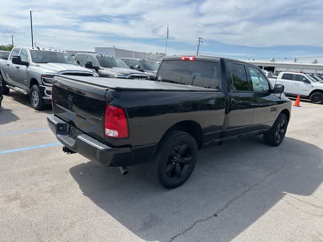 Thumbnail: 2019 RAM 1500 Classic - 15