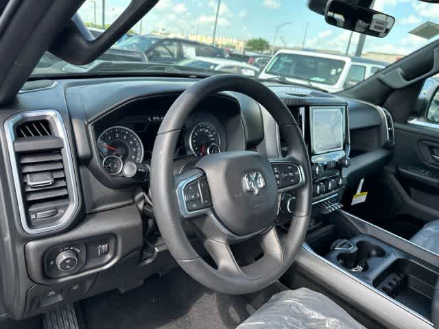 Thumbnail: 2026 RAM 1500 - 4