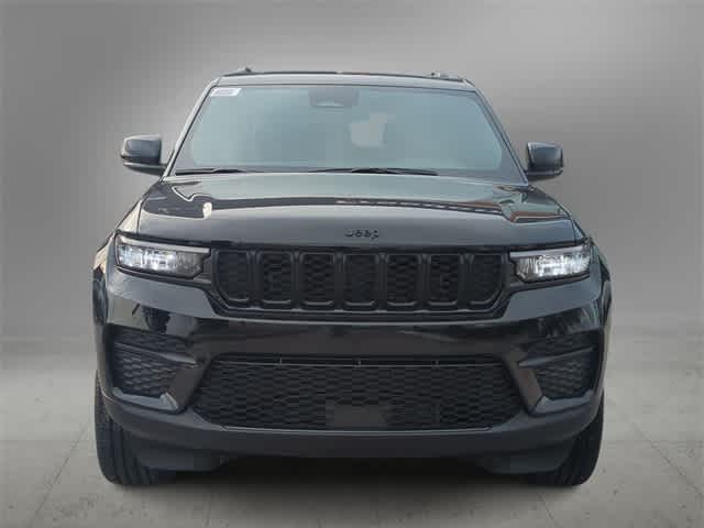 Thumbnail: 2025 Jeep Grand Cherokee - 3