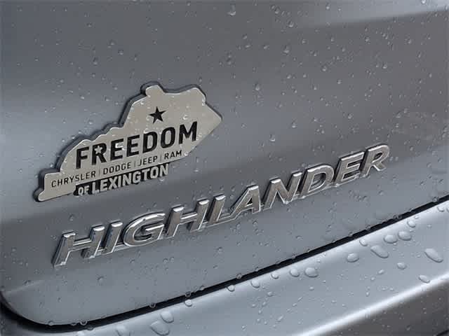 Thumbnail: 2014 Toyota Highlander - 13