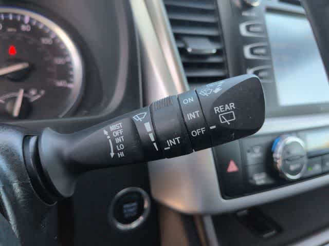 Thumbnail: 2019 Toyota Highlander - 26