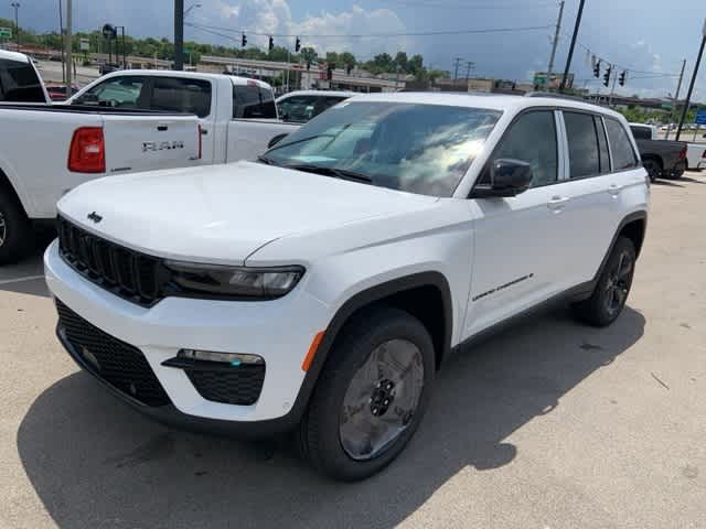 Thumbnail: 2025 Jeep Grand Cherokee - 2