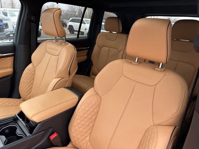 Thumbnail: 2025 Jeep Grand Cherokee - 4