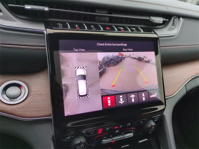 Thumbnail: 2025 Jeep Grand Cherokee - 31