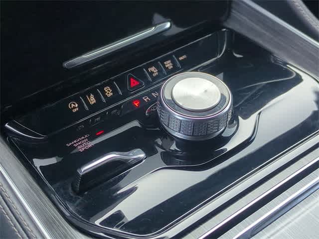 Thumbnail: 2024 Jeep Wagoneer - 33