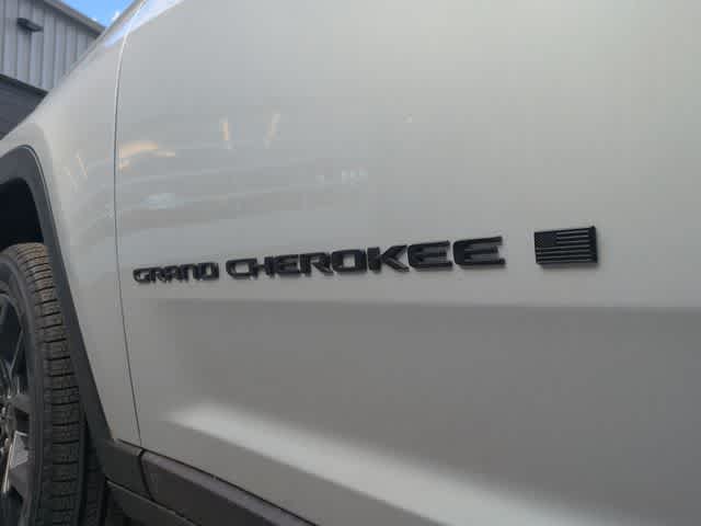 Thumbnail: 2025 Jeep Grand Cherokee - 13