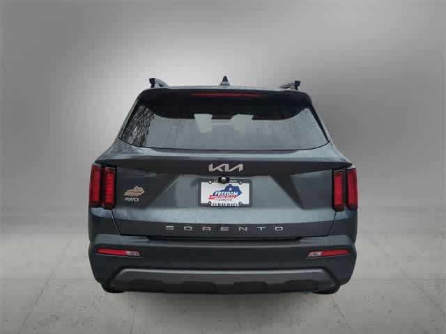 Thumbnail: 2022 Kia Sorento - 7