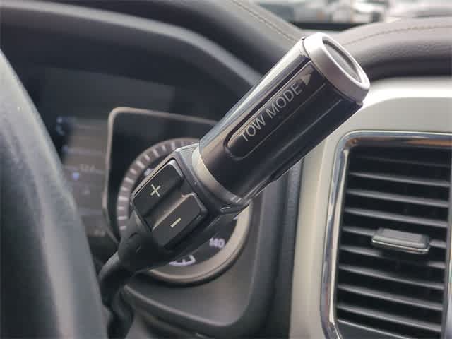 Thumbnail: 2017 Nissan Titan - 33