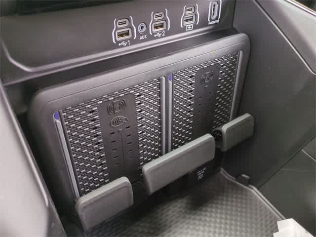 Thumbnail: 2026 RAM 1500 - 32