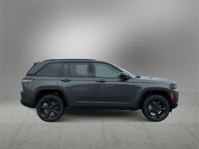 Thumbnail: 2025 Jeep Grand Cherokee - 9