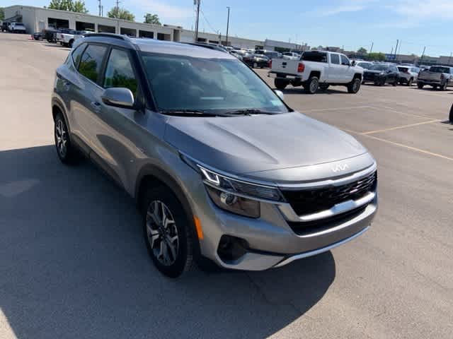 Thumbnail: 2023 Kia Seltos - 27