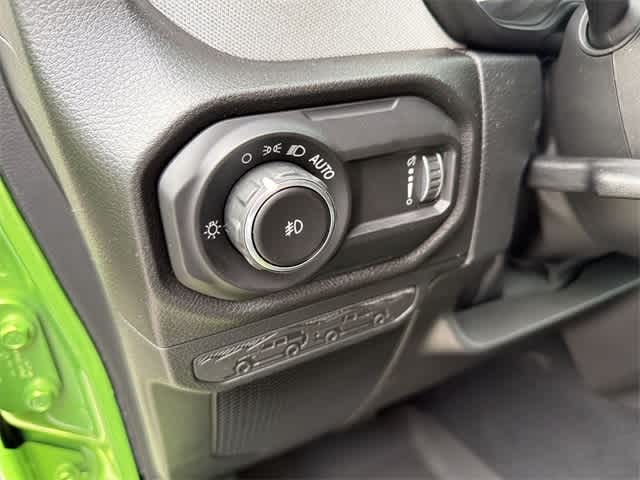 Thumbnail: 2026 Jeep Wrangler - 18