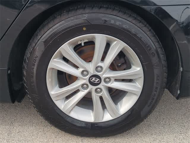 Thumbnail: 2014 Hyundai Sonata - 13