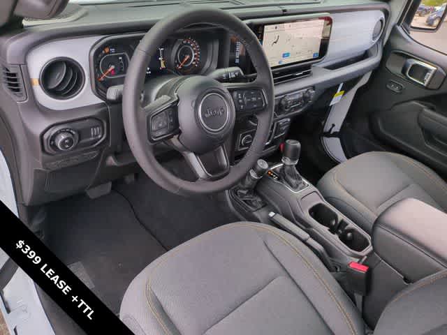 Thumbnail: 2025 Jeep Gladiator - 10