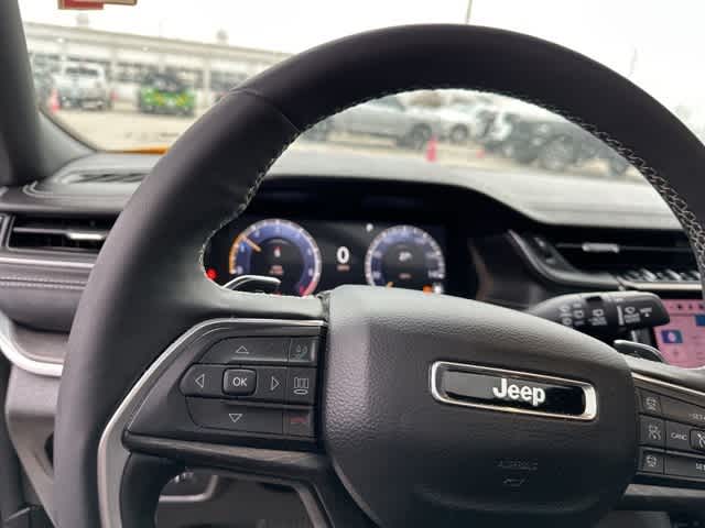 Thumbnail: 2025 Jeep Grand Cherokee - 12